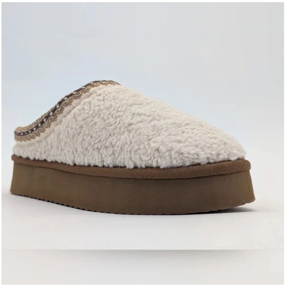 Like New! Haute Hippie Memory Foam Clogs - Picture 2 of 8